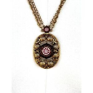 VTG Celebrity NY Gold Tone Medallion Necklace Red Cabochon Vintage